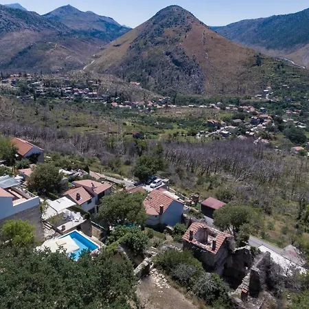 -villa Don Dan -villa With Pool Near Split -suitable For Extended * Zrnovnica